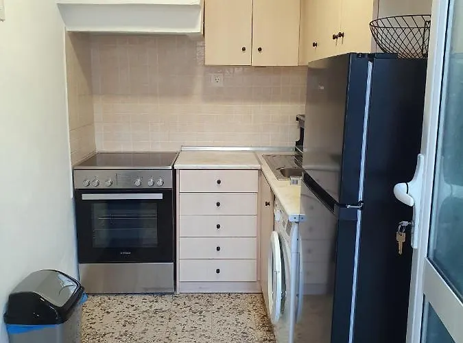 Yiannis Sokaki Detached House بيت للعطل